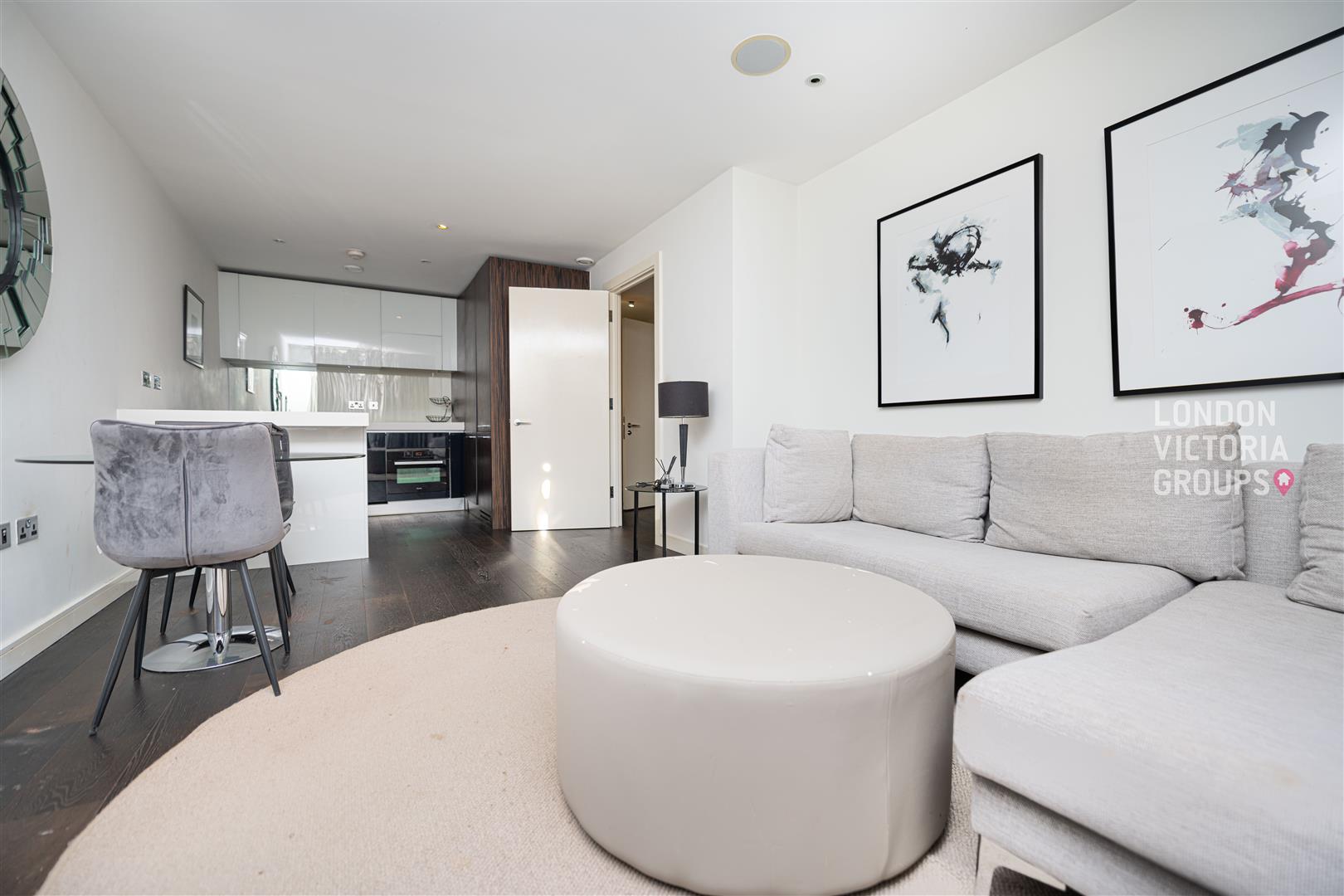 1 bed property in Moore House, 2 Gatliff Road, London